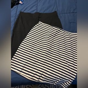 Lot of 2 Old Navy skirts